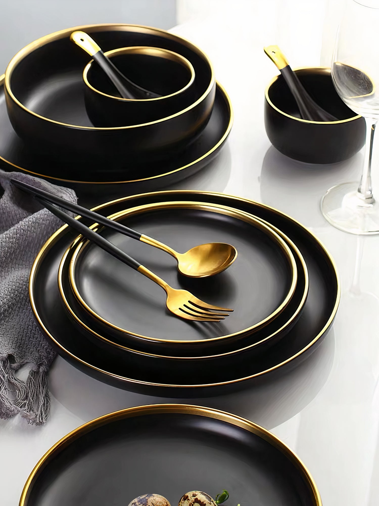 Phnom Penh Dinnerware Set